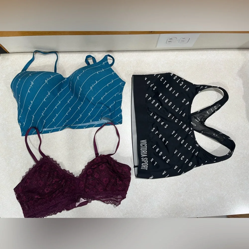 Lot of 6 Victoria’s Secret/Pink Bras, various sizes - Picture 3 of 6